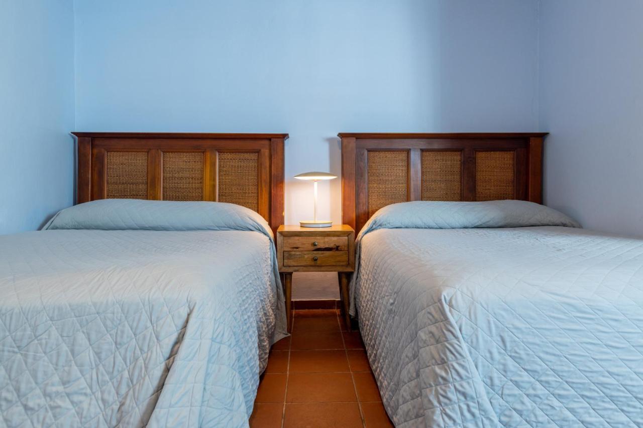 Andalucia Guest House Сан-Хуан Экстерьер фото