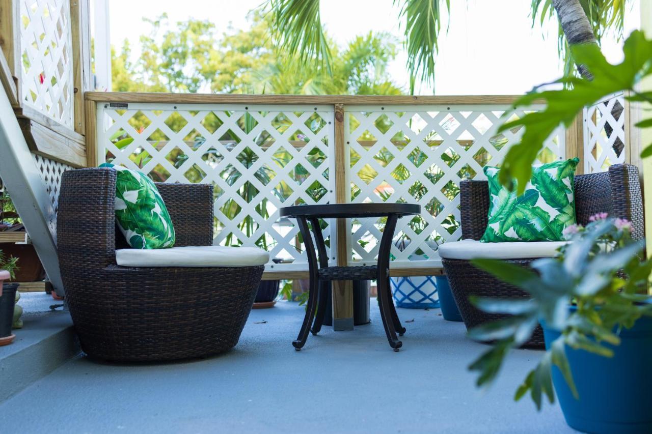 Andalucia Guest House Сан-Хуан Экстерьер фото