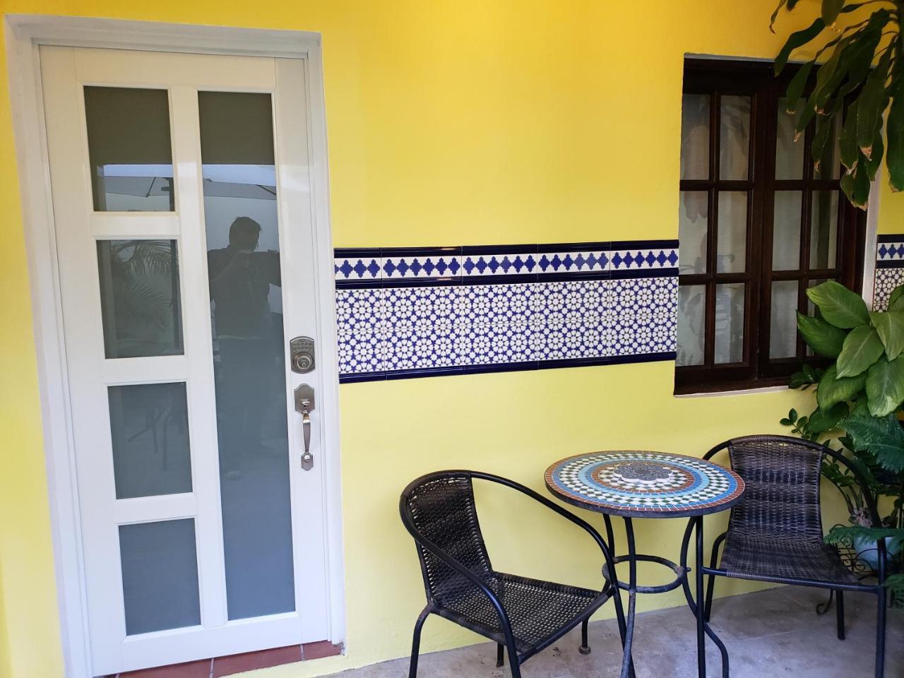 Andalucia Guest House Сан-Хуан Экстерьер фото